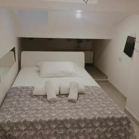 Mansarda 1 Sb 파르마